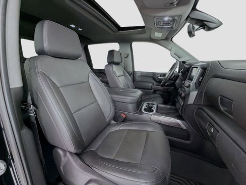 Used 2020 Chevrolet Silverado 2500 LTZ w/ LTZ Premium Package image 31