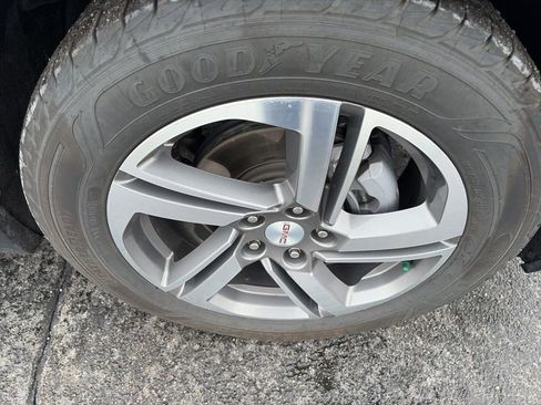 Certified 2021 GMC Terrain SLT image 10