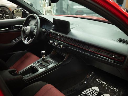 Used 2025 Honda Civic Si image 13
