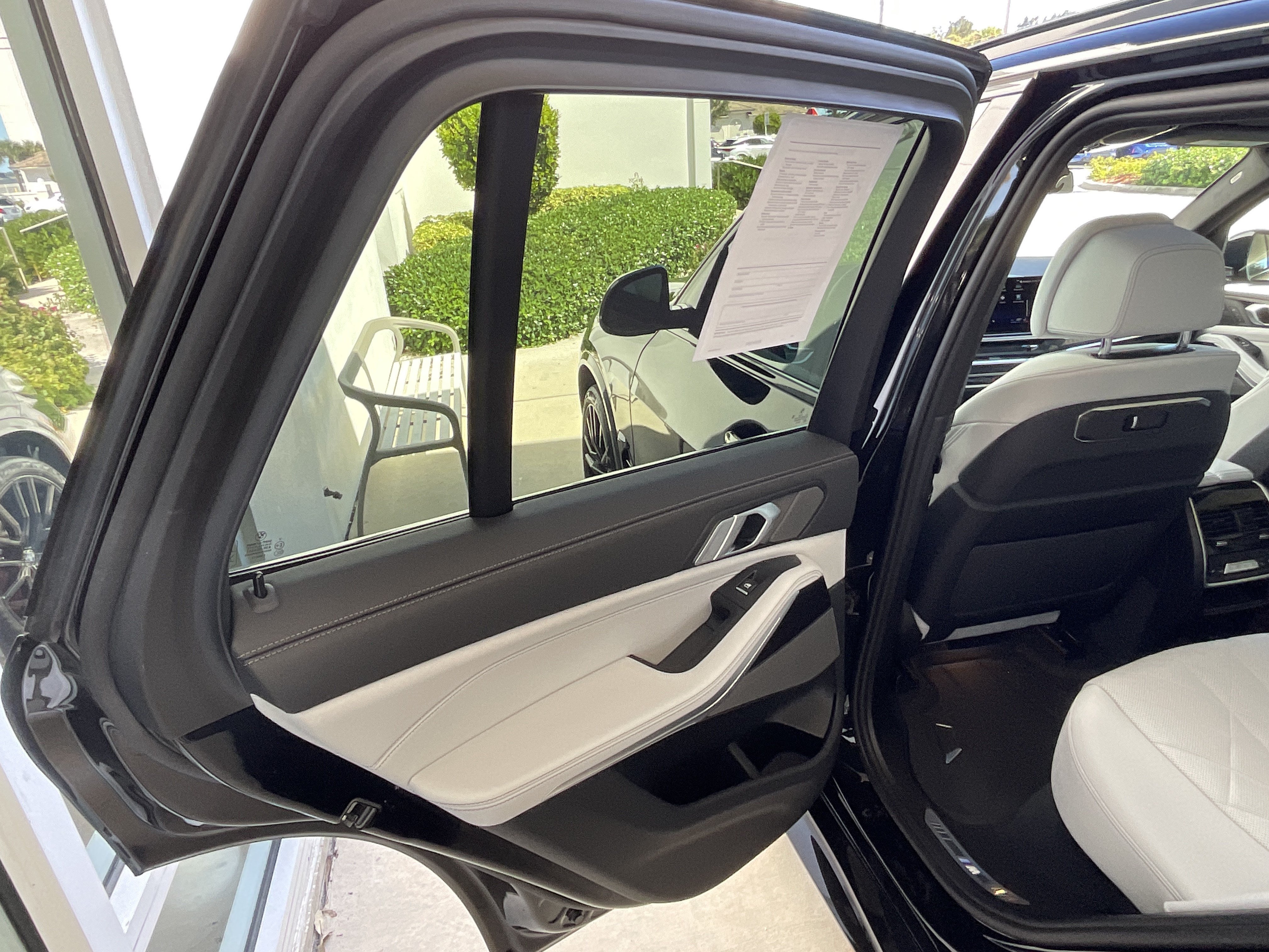 Certified 2025 BMW X5 sDrive40i w/ M Sport Package RWD image 23