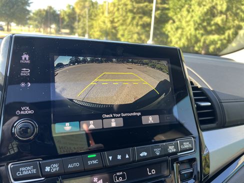 Used 2018 Honda Odyssey Elite image 22