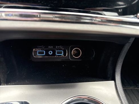 Used 2019 Jeep Grand Cherokee Altitude image 23