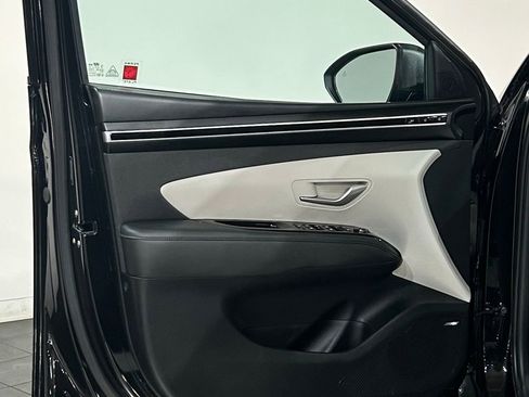 Used 2023 Hyundai Tucson Limited image 37