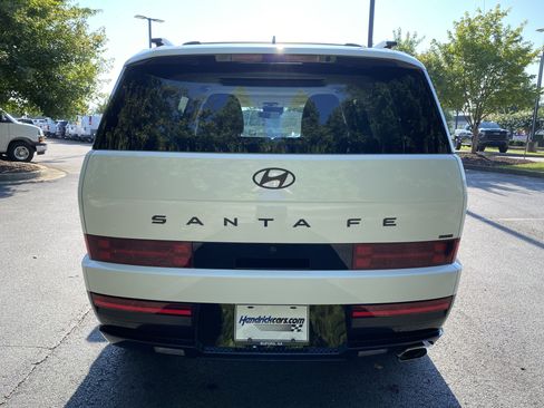 Used 2025 Hyundai Santa Fe Calligraphy AWD/4WD image 8