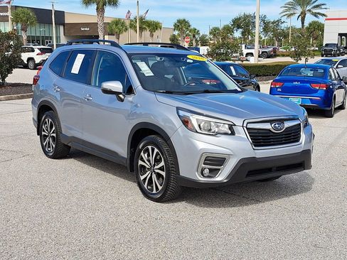 Used 2020 Subaru Forester Limited w/ Popular Package #3 image 2