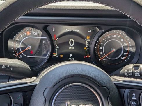 New 2026 Jeep Wrangler Unlimited Rubicon AWD/4WD image 16