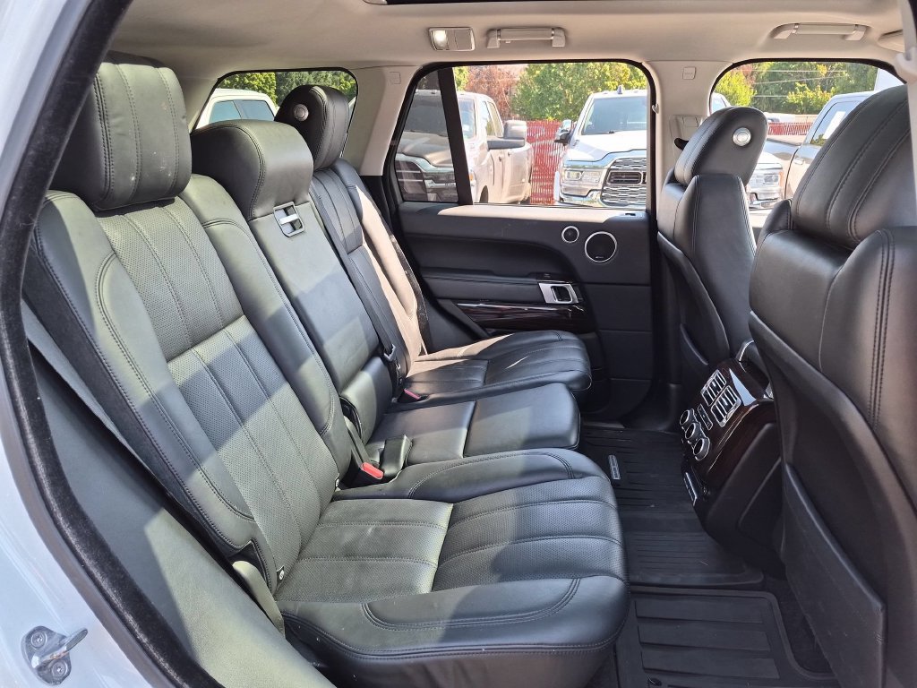 Used 2016 Land Rover Range Rover HSE AWD/4WD image 15