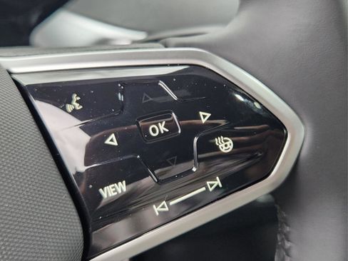 New 2025 Volkswagen ID. Buzz Pro S image 19