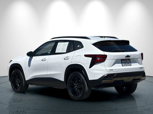 Used 2024 Chevrolet Trax ACTIV w/ Driver Confidence Package image 6