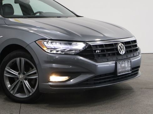 Used 2019 Volkswagen Jetta R-Line image 3
