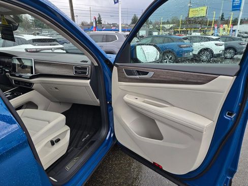 New 2026 Volkswagen Atlas SEL image 41