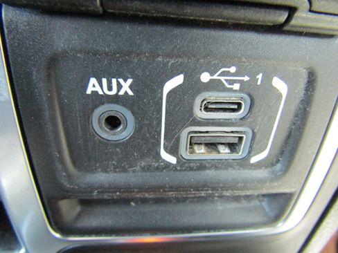 Used 2025 Jeep Wrangler Unlimited Sport AWD/4WD image 30