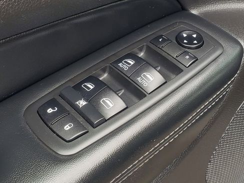 Used 2021 Jeep Grand Cherokee Limited w/ Quick Order Package 28K 80th AWD/4WD image 13