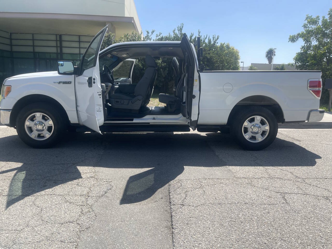 Used 2011 Ford F150 XLT w/ XLT Convenience Pkg RWD image 19