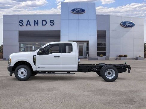 New 2026 Ford F350 XL AWD/4WD image 3