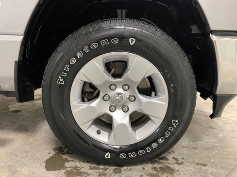 Used 2019 RAM 1500 Big Horn image 28