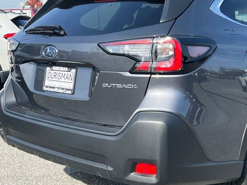 New 2025 Subaru Outback Premium image 5