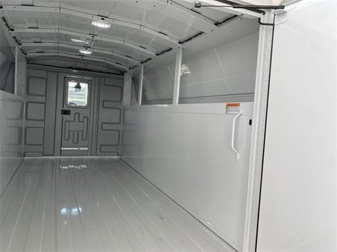 New 2026 Ford E-350 and Econoline 350 Super Duty w/ Power Equipment Group image 9