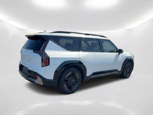 Used 2024 Kia EV9 GT-Line AWD/4WD image 6