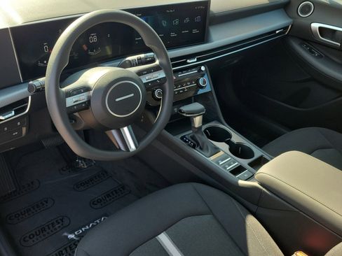 New 2026 Hyundai Sonata SE FWD image 12