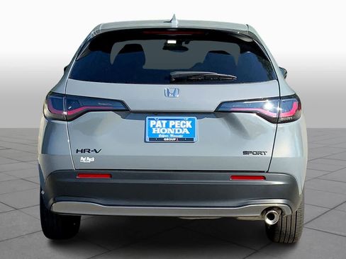 New 2026 Honda HR-V Sport image 4