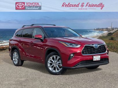 Used 2023 Toyota Highlander Limited