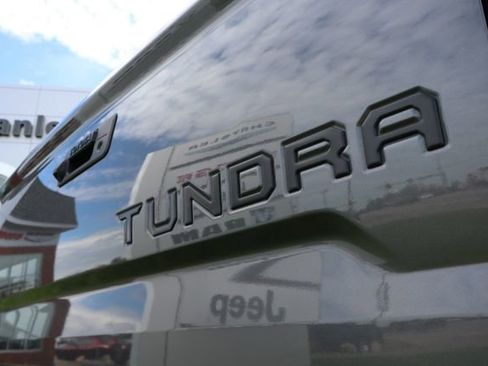 Used 2021 Toyota Tundra SR5 w/ TRD Off-Road Package AWD/4WD image 35