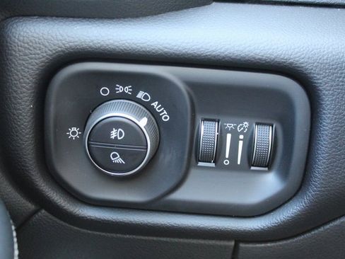 Used 2024 RAM 2500 Laramie w/ Safety Group image 19