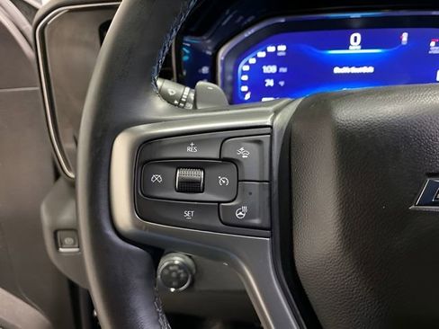 Used 2023 Chevrolet Silverado 1500 LT Trail Boss w/ Convenience Package II AWD/4WD image 16