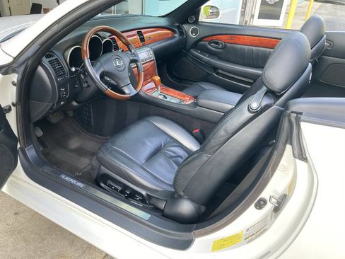 Used 2006 Lexus SC 430 Convertible image 14