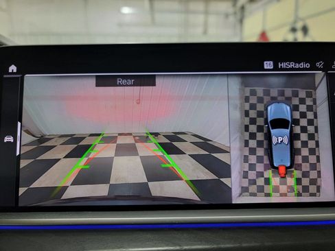 Used 2021 BMW X7 xDrive40i w/ Executive Package image 44