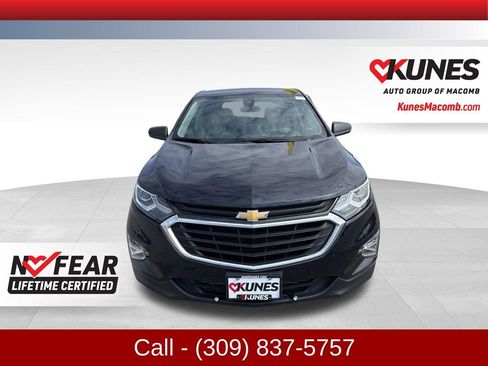 Used 2021 Chevrolet Equinox LS w/ LS Convenience Package AWD/4WD image 2