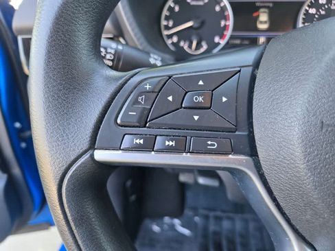 Used 2023 Nissan Sentra SV FWD image 21