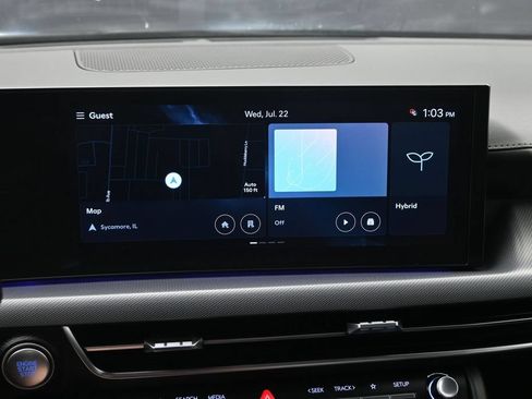 Used 2025 Hyundai Sonata Limited FWD image 13