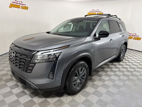 New 2026 Nissan Pathfinder SV FWD image 1