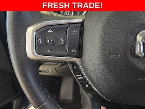 Used 2025 RAM 1500 Big Horn AWD/4WD image 32