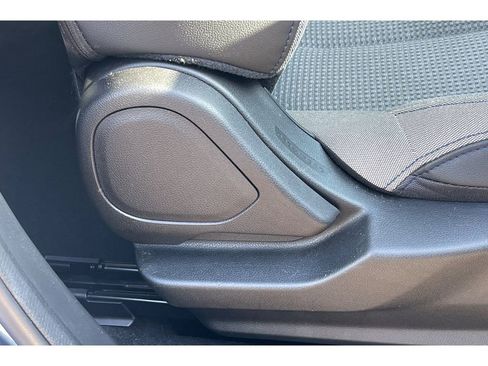 Used 2025 Subaru Forester Premium image 23