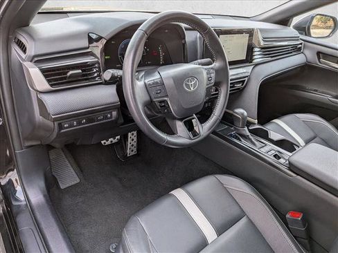 Certified 2025 Toyota Camry SE image 10