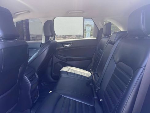 Used 2021 Ford Edge SEL FWD image 13