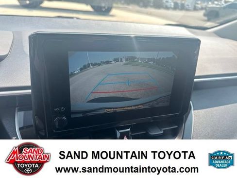 Used 2025 Toyota Corolla LE FWD image 22
