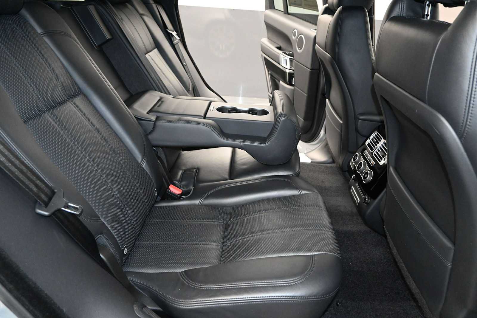 Used 2016 Land Rover Range Rover HSE AWD/4WD image 37