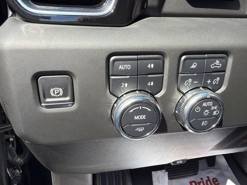 Used 2025 GMC Sierra 1500 Denali AWD/4WD image 13