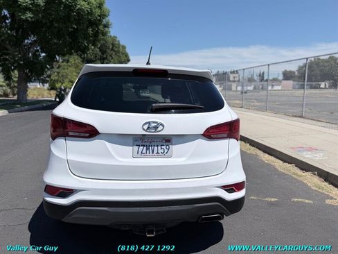 Used 2018 Hyundai Santa Fe Sport FWD image 5
