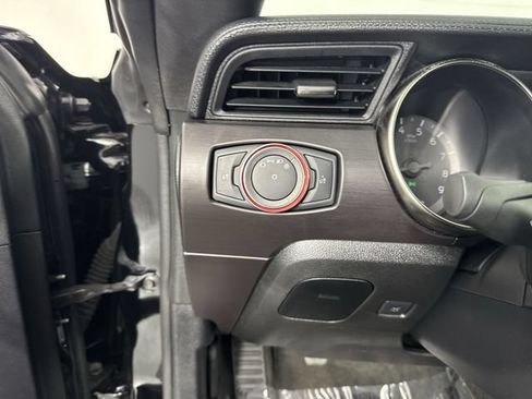 Used 2017 Ford Mustang Shelby GT350 w/ Electronics Package RWD image 14