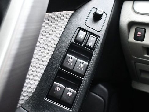 Used 2018 Subaru Forester 2.5i Premium image 13