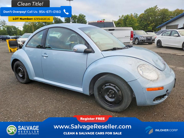 Used 2010 Volkswagen Beetle Coupe FWD image 5