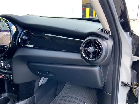 Used 2022 MINI Cooper S FWD image 17