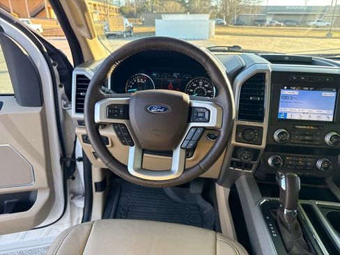 Used 2019 Ford F150 Lariat w/ Equipment Group 502A Luxury image 14