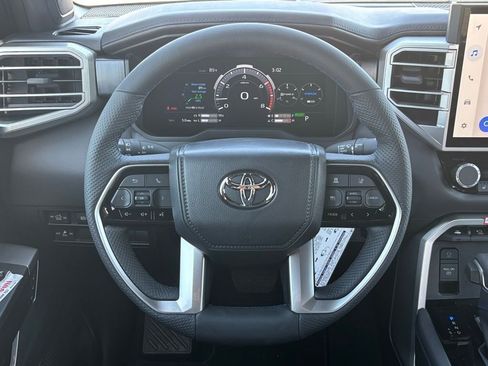 New 2025 Toyota Tundra Platinum image 18