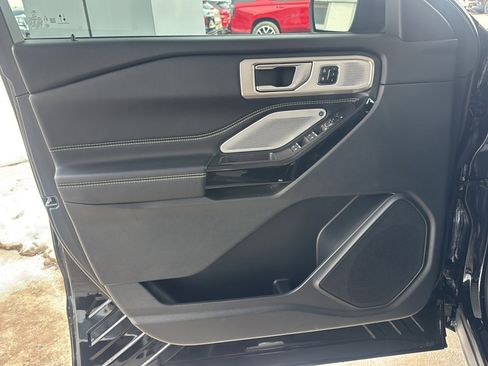 Used 2023 Ford Explorer ST w/ Equipment Group 401A image 14